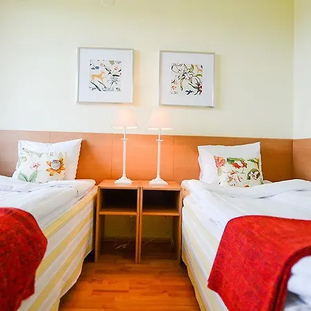 Hotelli Sea Front 2*