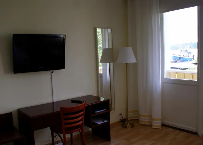 Otel Sea Front Raseborg