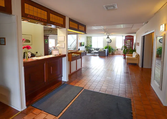 Otel Sea Front Raseborg